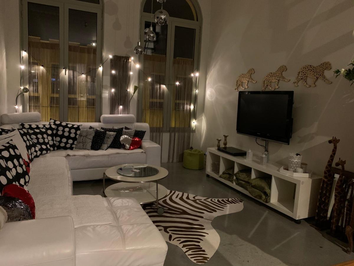 Апартаменты Wellness Loft With Sauna, Jacuzzi, Roof Terrace & Amazing View Антверпен Экстерьер фото