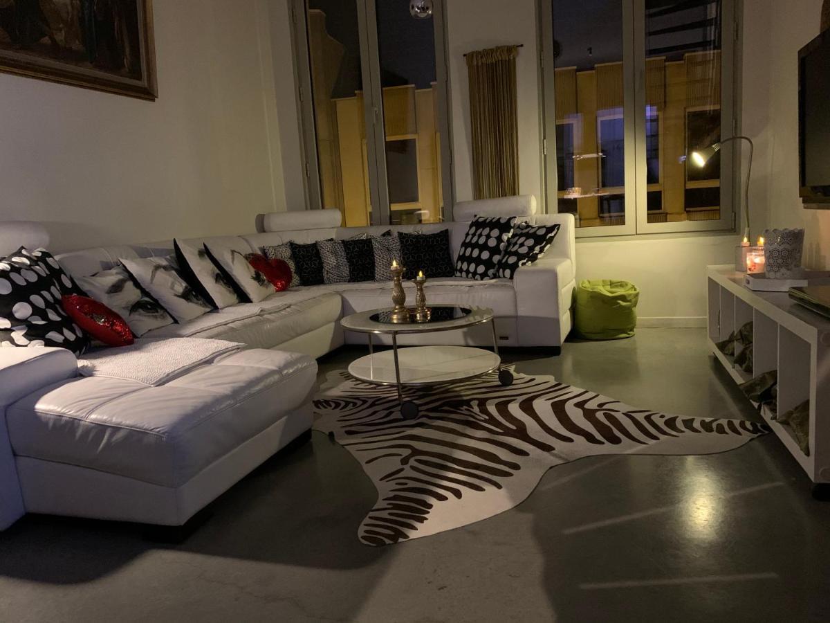 Апартаменты Wellness Loft With Sauna, Jacuzzi, Roof Terrace & Amazing View Антверпен Экстерьер фото